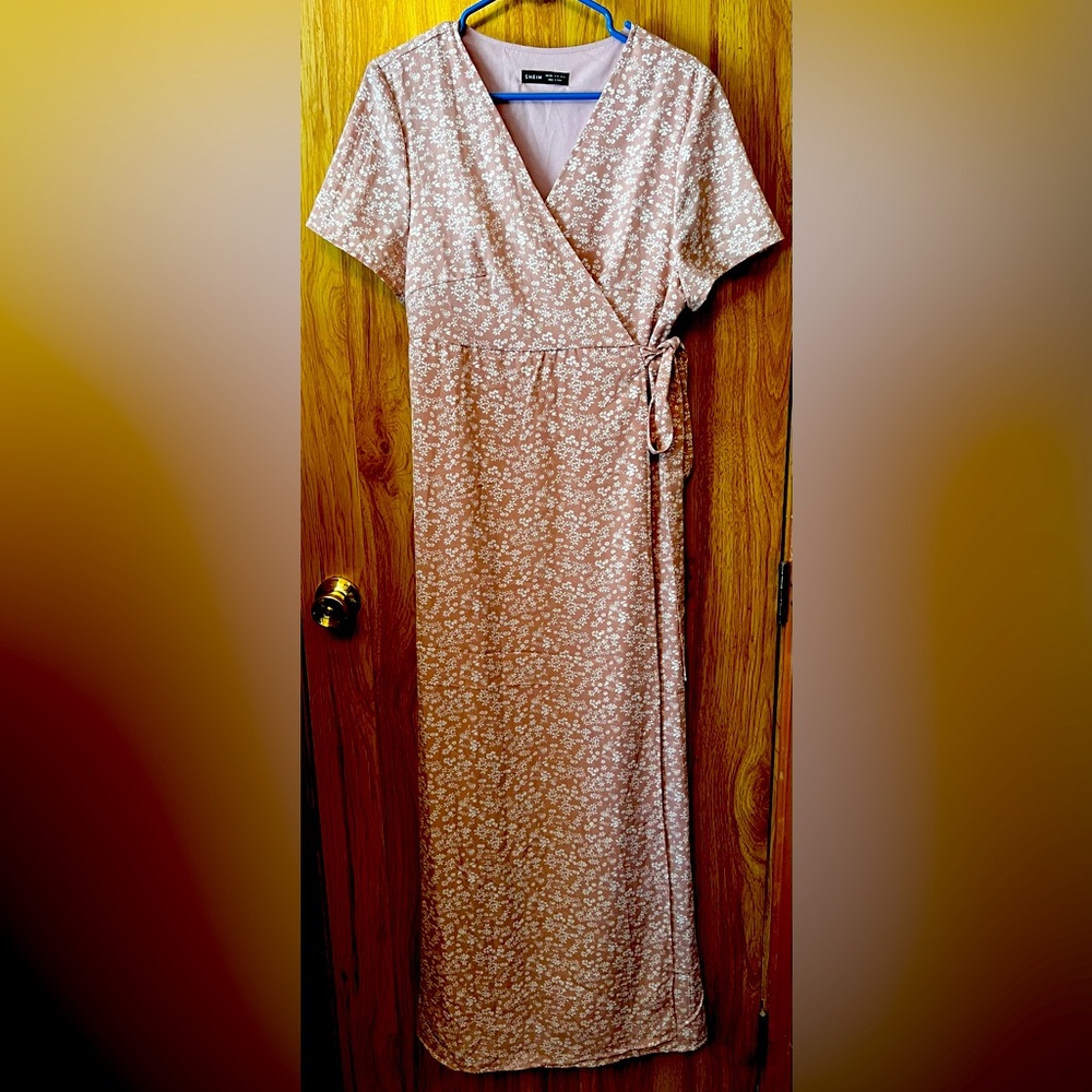 Shein Long Wrap Dress with Sort Sleeves EUC